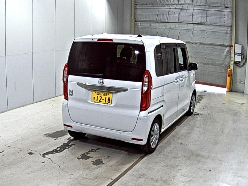 HONDA N-BOX