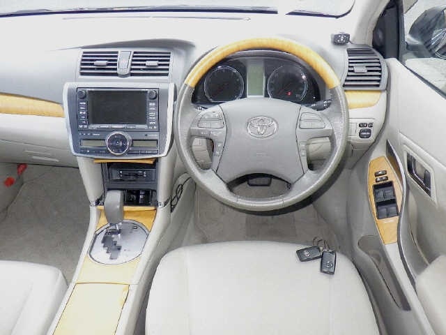 TOYOTA PREMIO