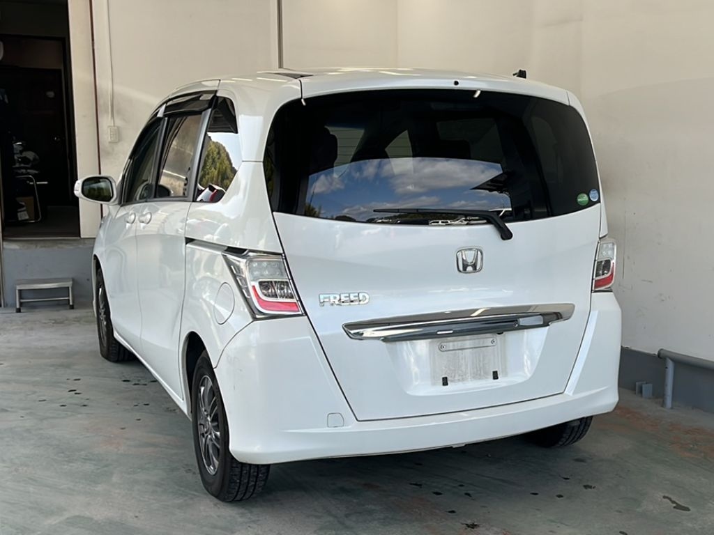 HONDA FREED