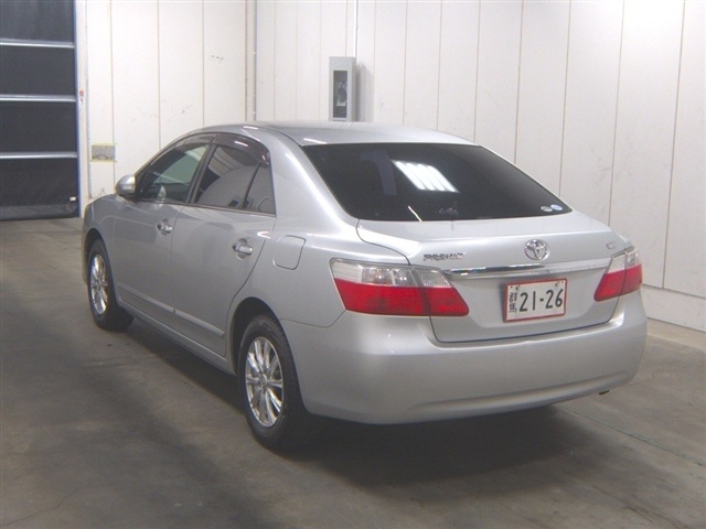 TOYOTA PREMIO