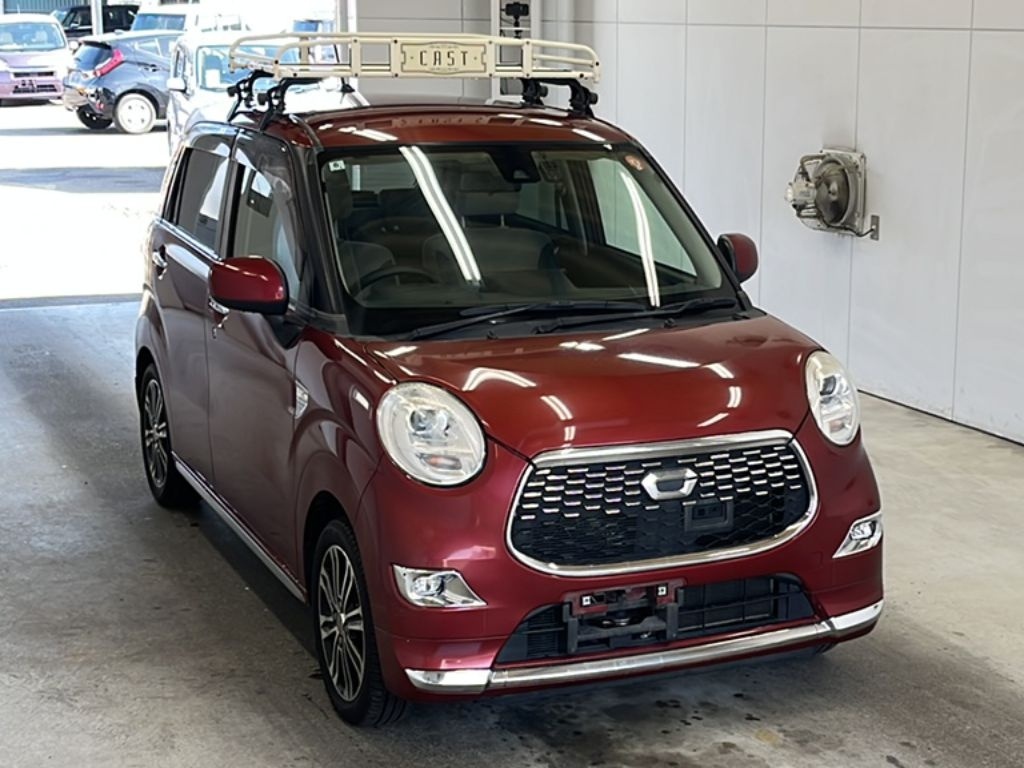 DAIHATSU CAST