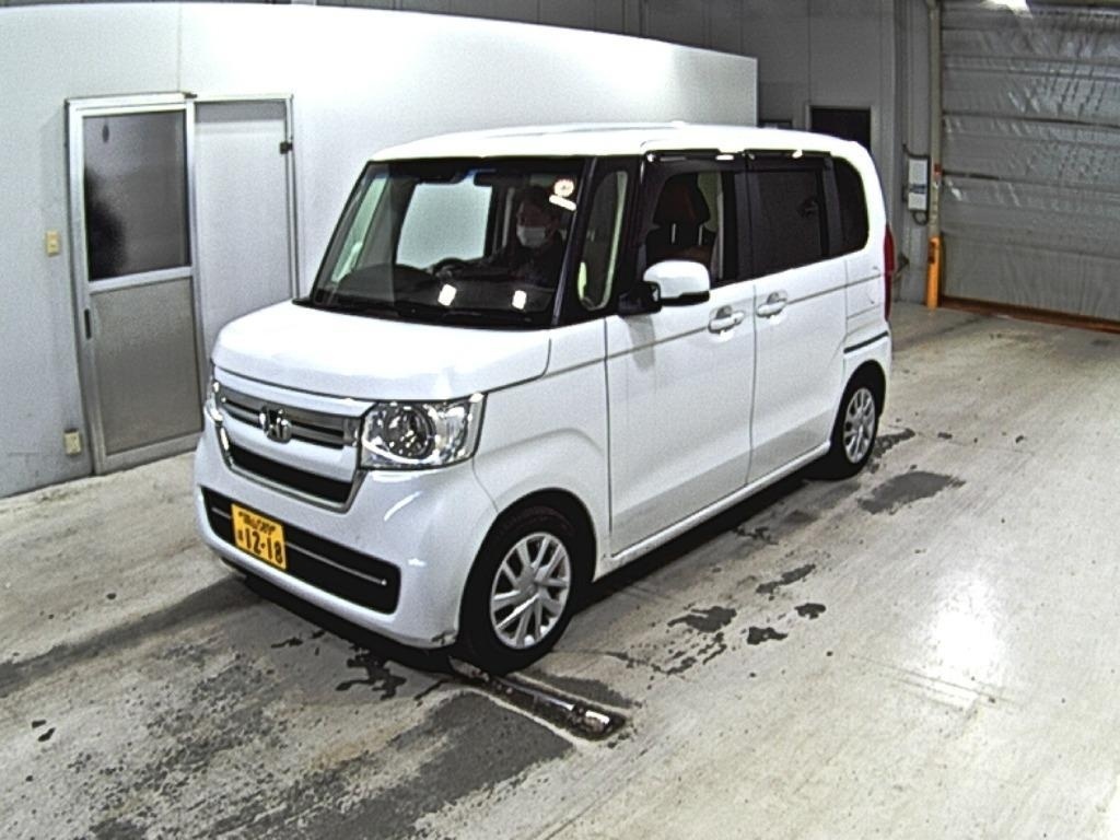 HONDA N-BOX
