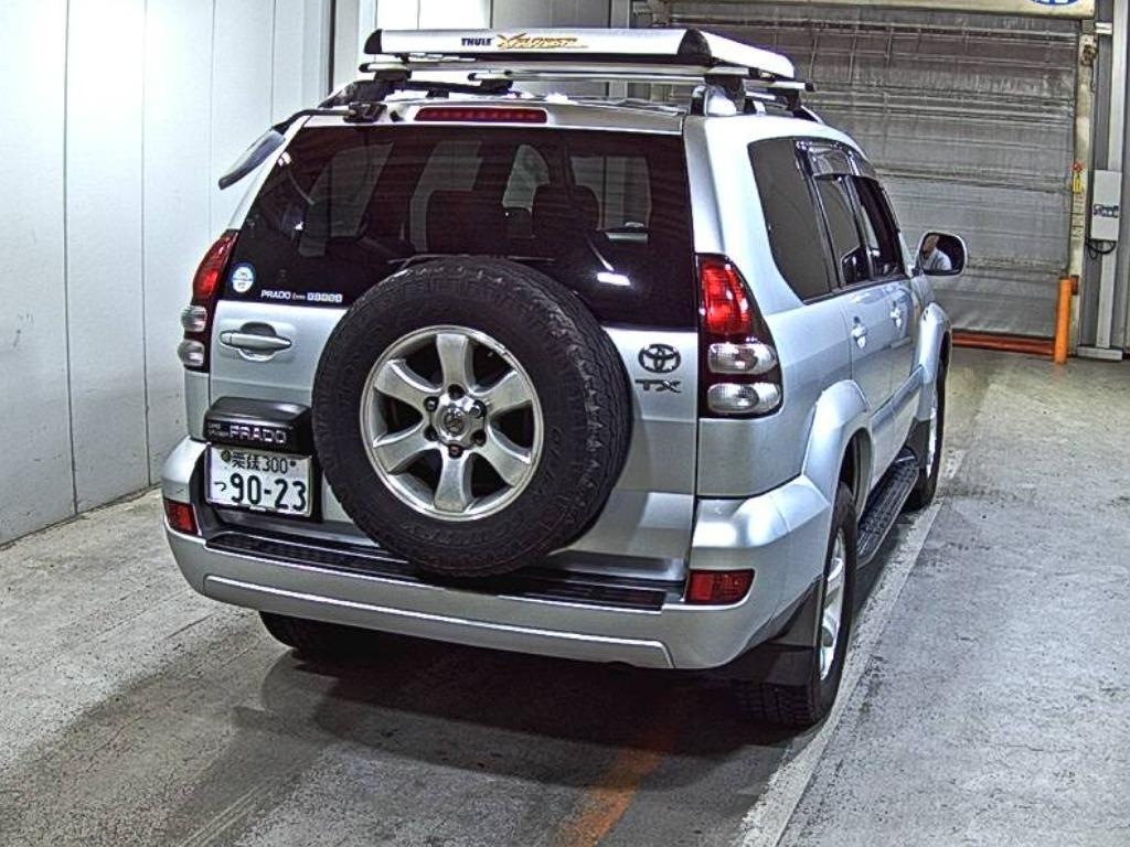 TOYOTA LAND CRUISER PRADO