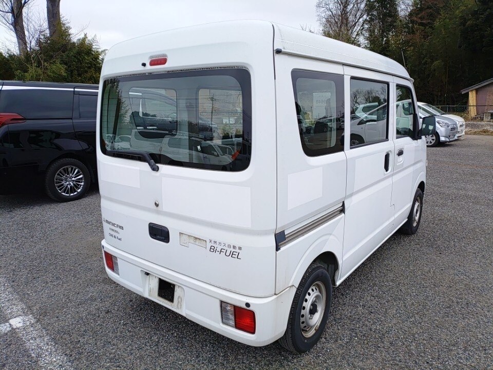 MITSUBISHI MINICAB