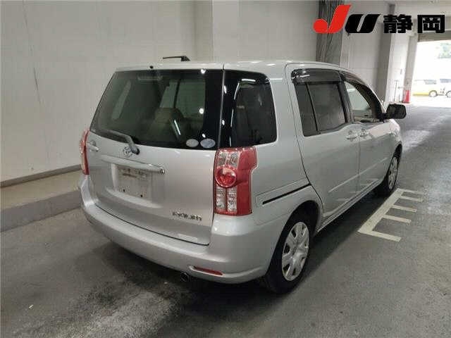 TOYOTA RAUM