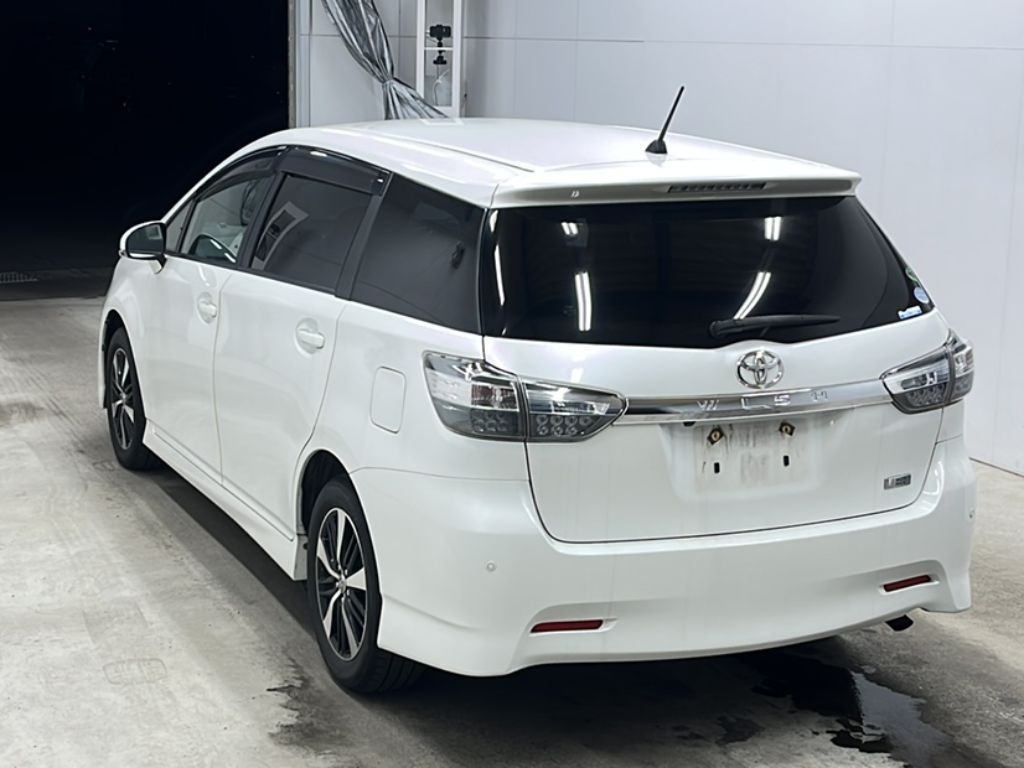 TOYOTA WISH