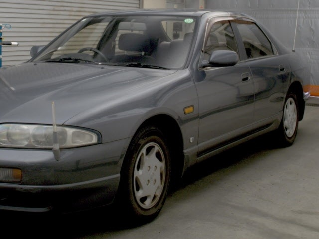 NISSAN SKYLINE