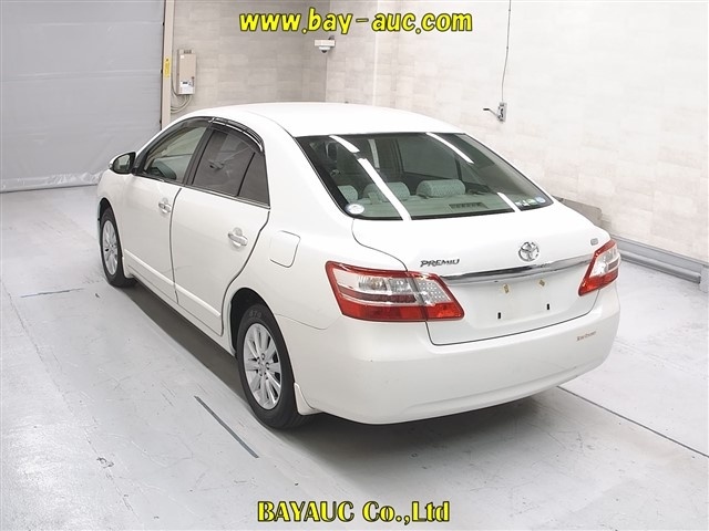 TOYOTA PREMIO