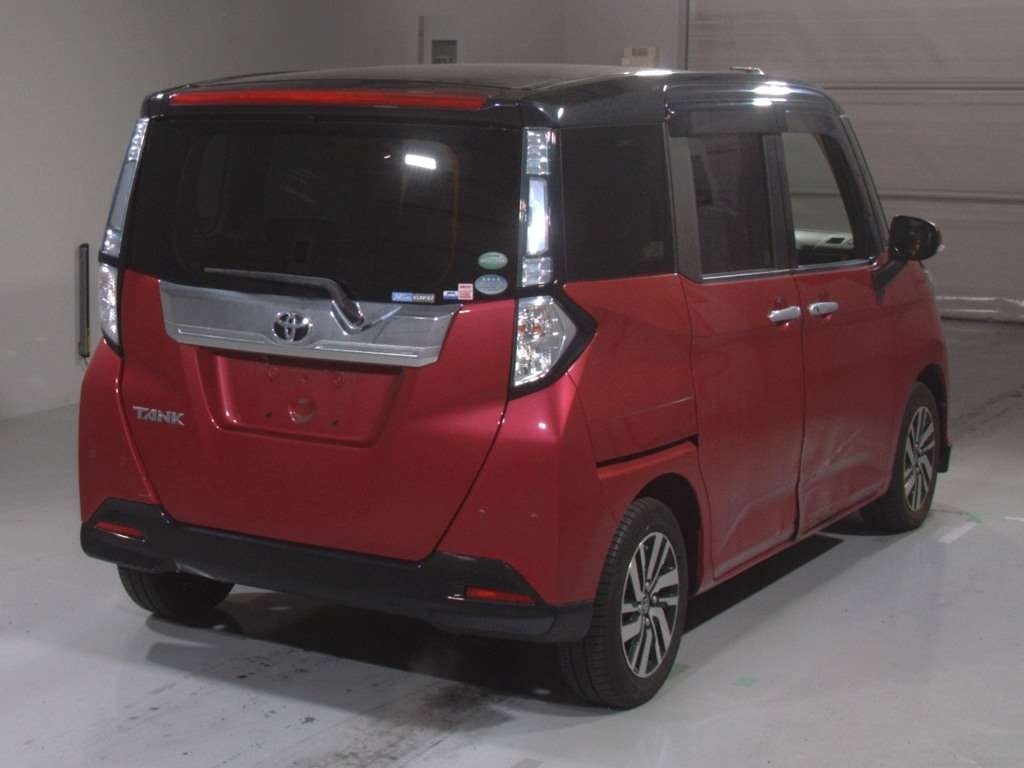 TOYOTA TANK