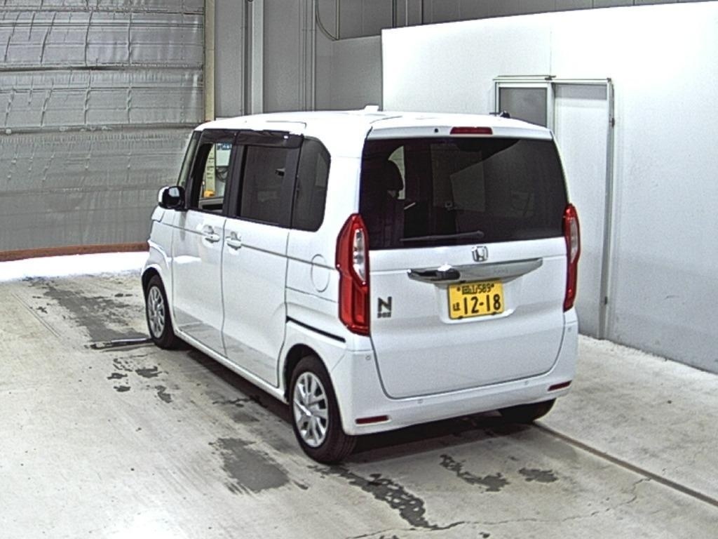 HONDA N-BOX