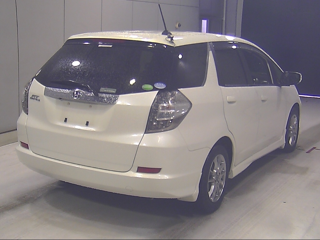 HONDA FIT SHUTTLE