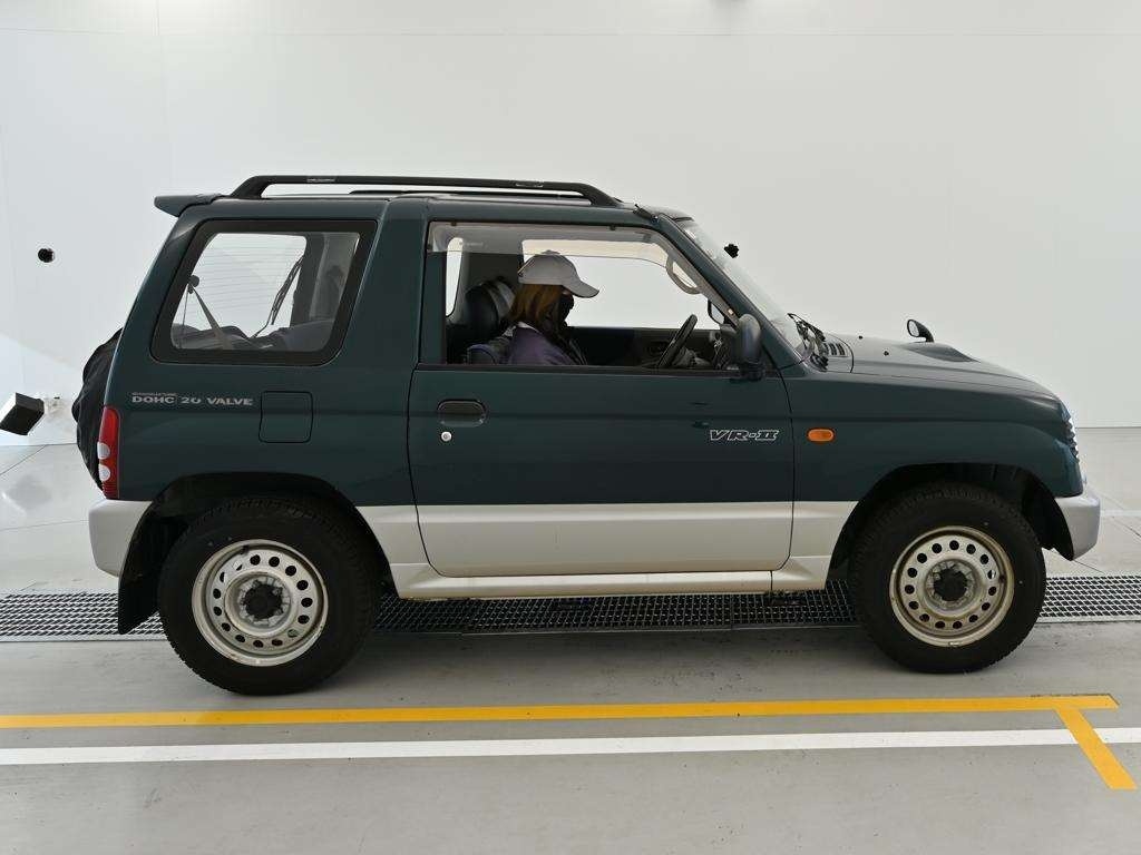 MITSUBISHI PAJERO MINI