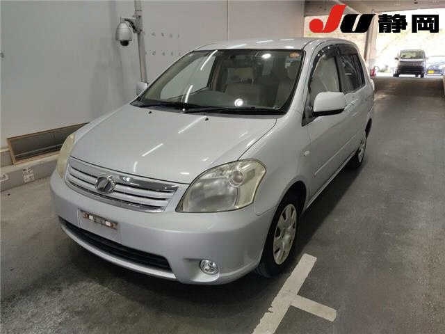 TOYOTA RAUM