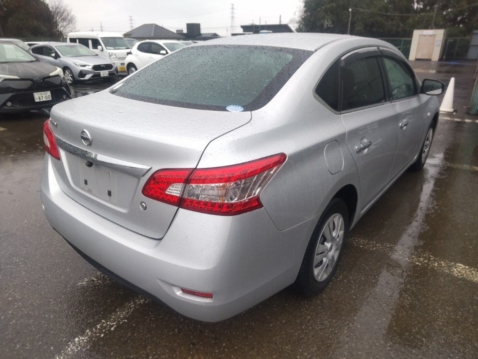 NISSAN SYLPHY