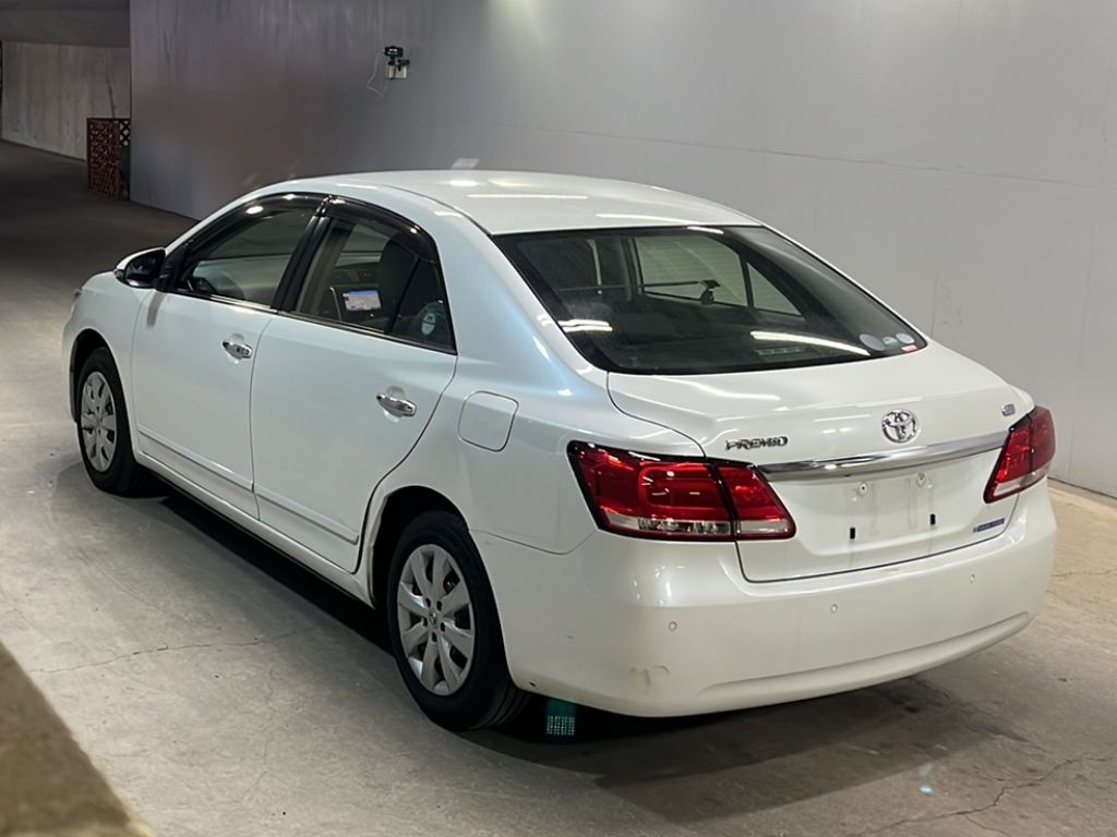 TOYOTA PREMIO