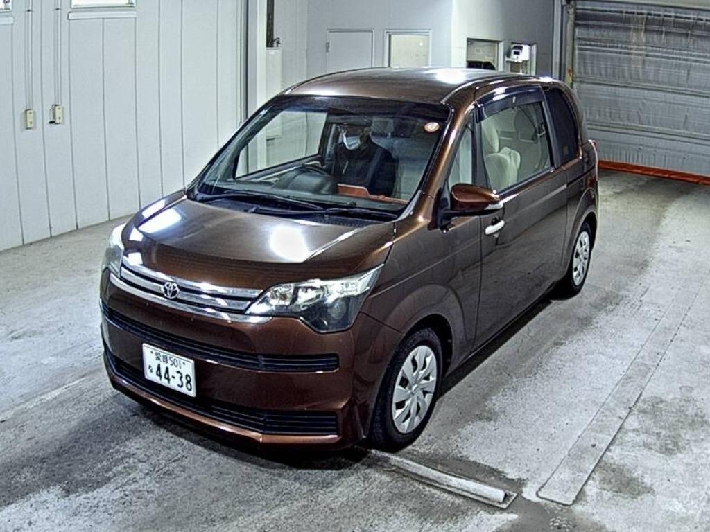 TOYOTA SPADE