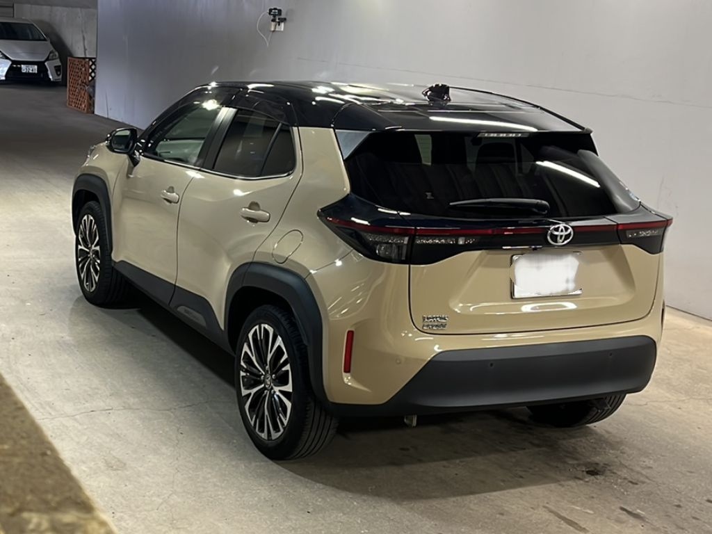 TOYOTA YARIS CROSS