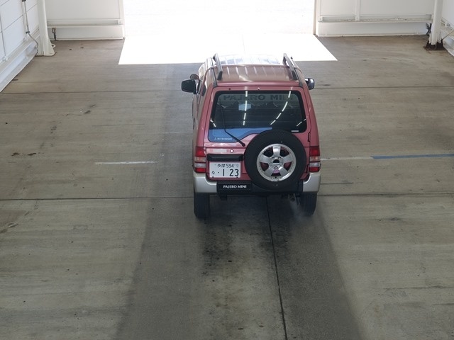 MITSUBISHI PAJERO MINI