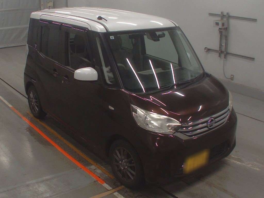 NISSAN DAYZ ROOX