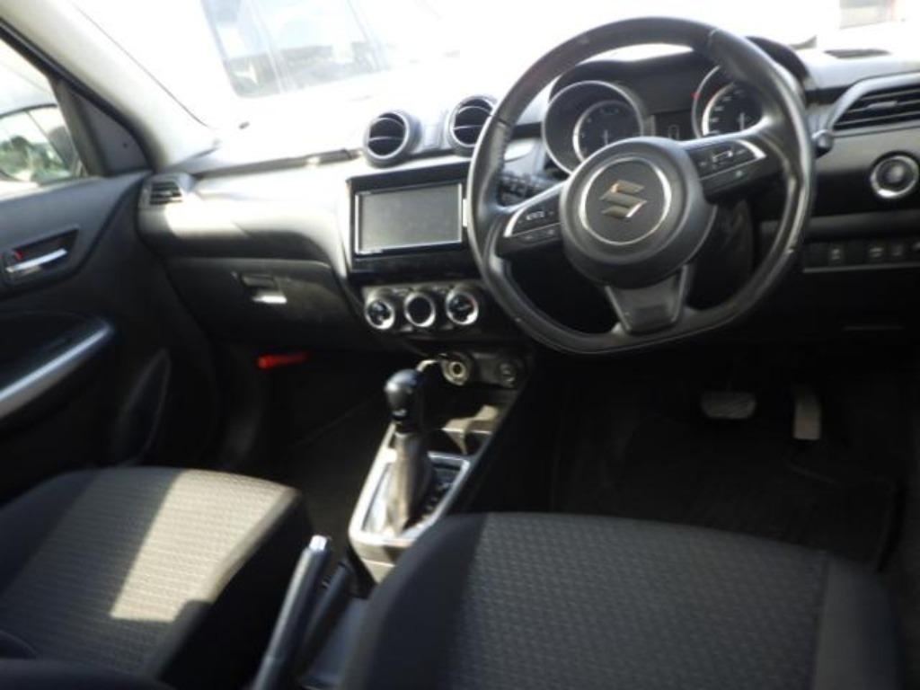 SUZUKI SWIFT