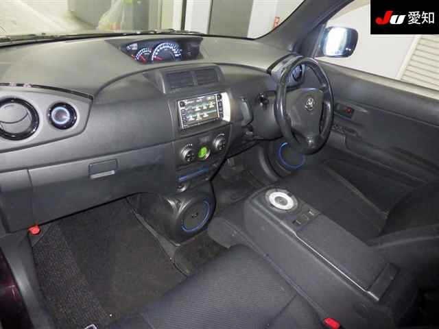 TOYOTA BB