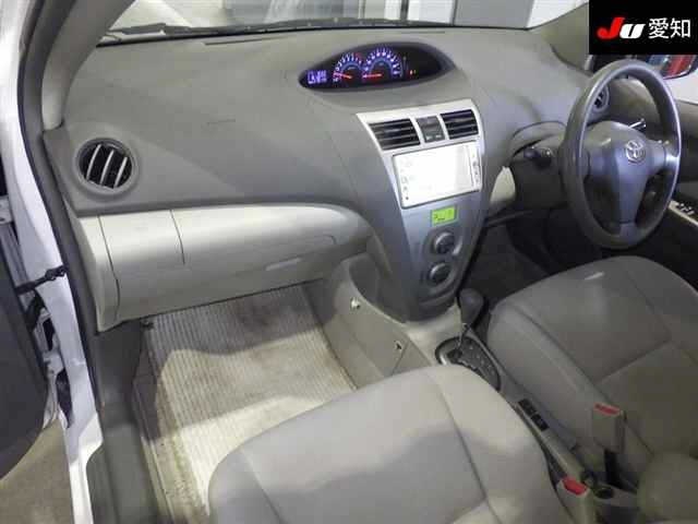TOYOTA BELTA