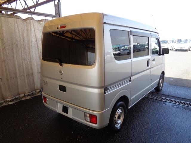 NISSAN NV100 CLIPPER