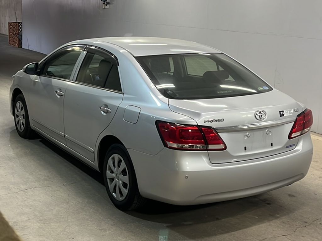 TOYOTA PREMIO
