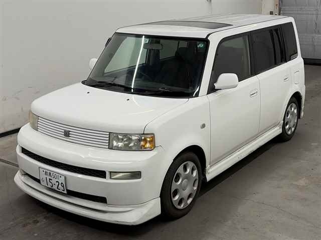 TOYOTA BB