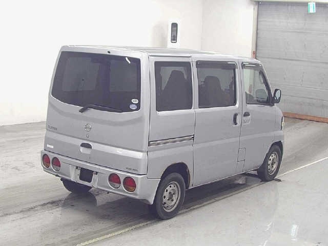 NISSAN CLIPPER