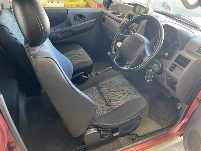 MITSUBISHI PAJERO MINI