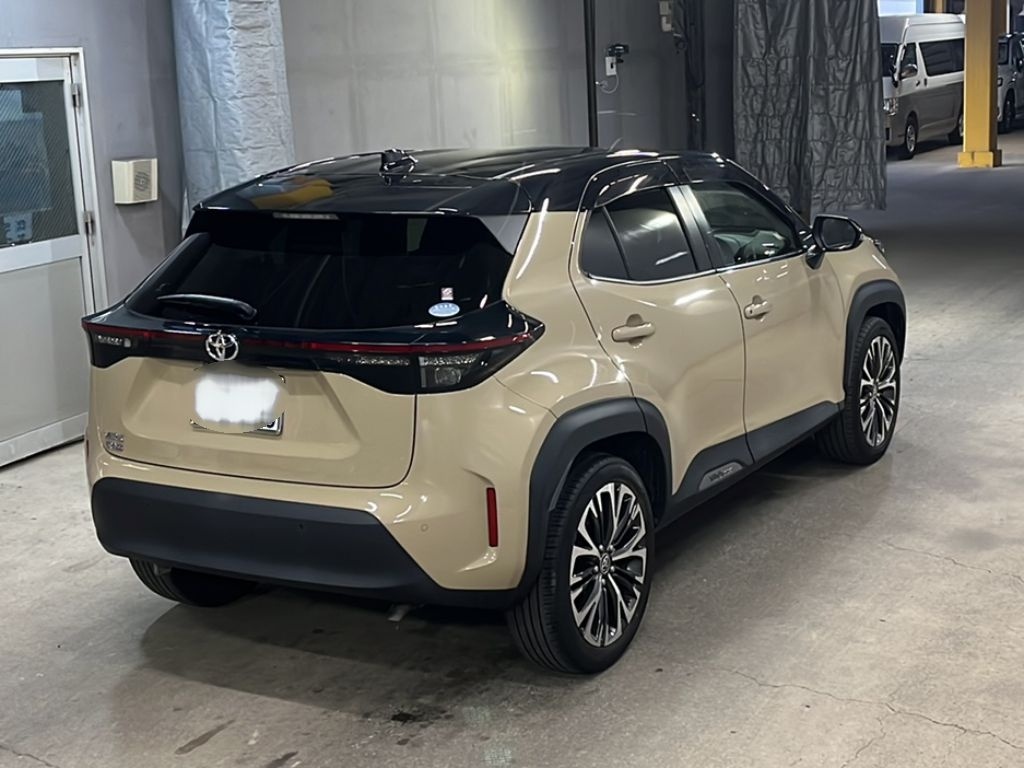TOYOTA YARIS CROSS