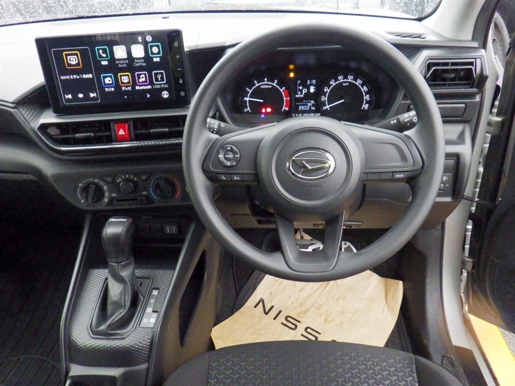 DAIHATSU ROCKY
