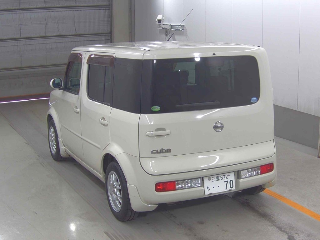 NISSAN CUBE