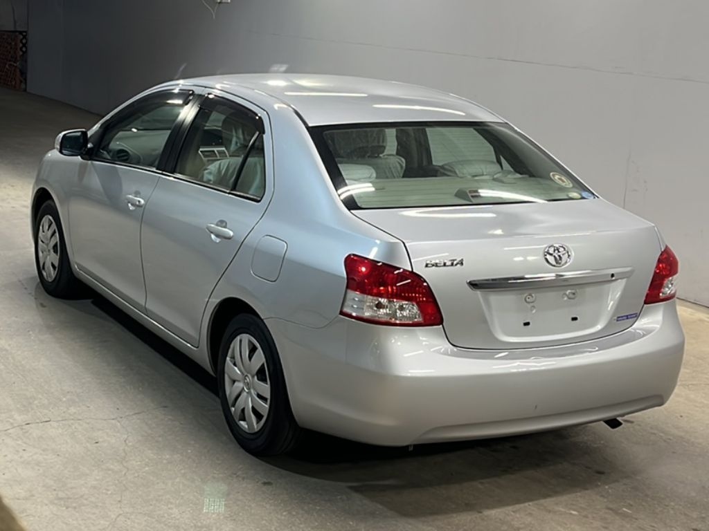 TOYOTA BELTA