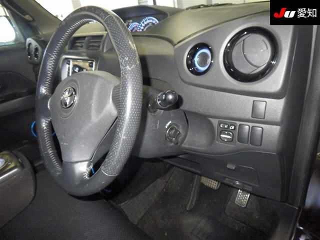 TOYOTA BB