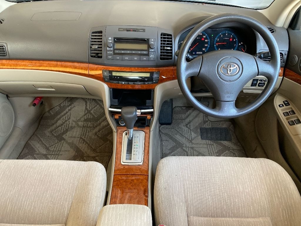 TOYOTA PREMIO