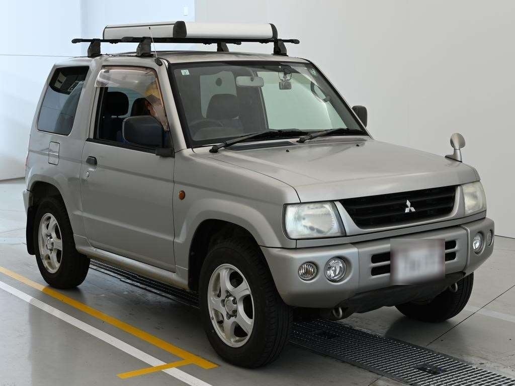 MITSUBISHI PAJERO MINI