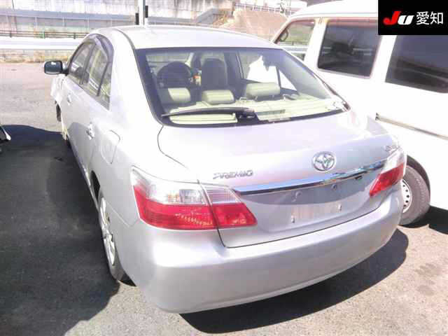 TOYOTA PREMIO