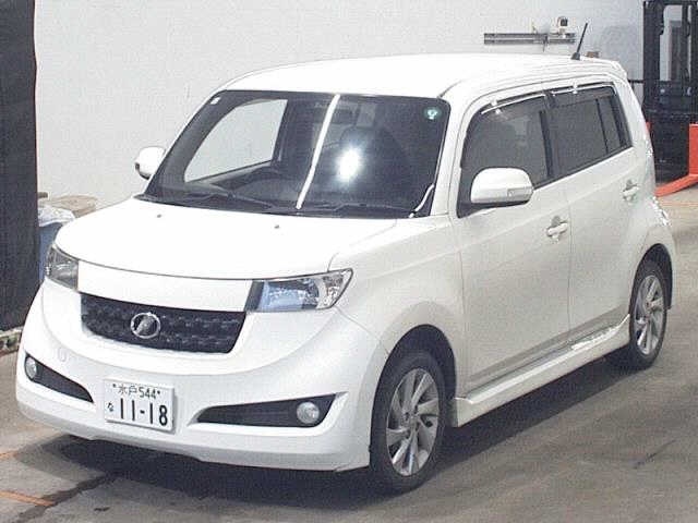 TOYOTA BB