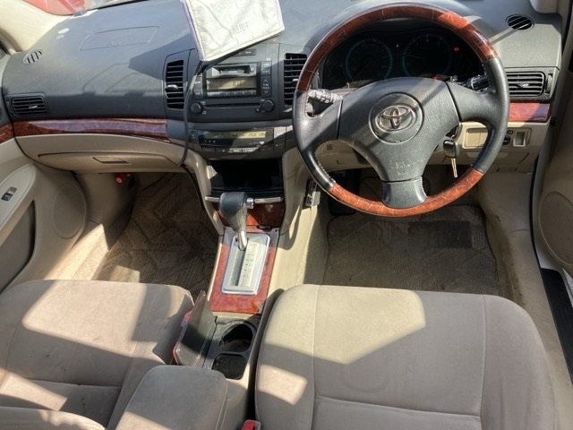 TOYOTA PREMIO