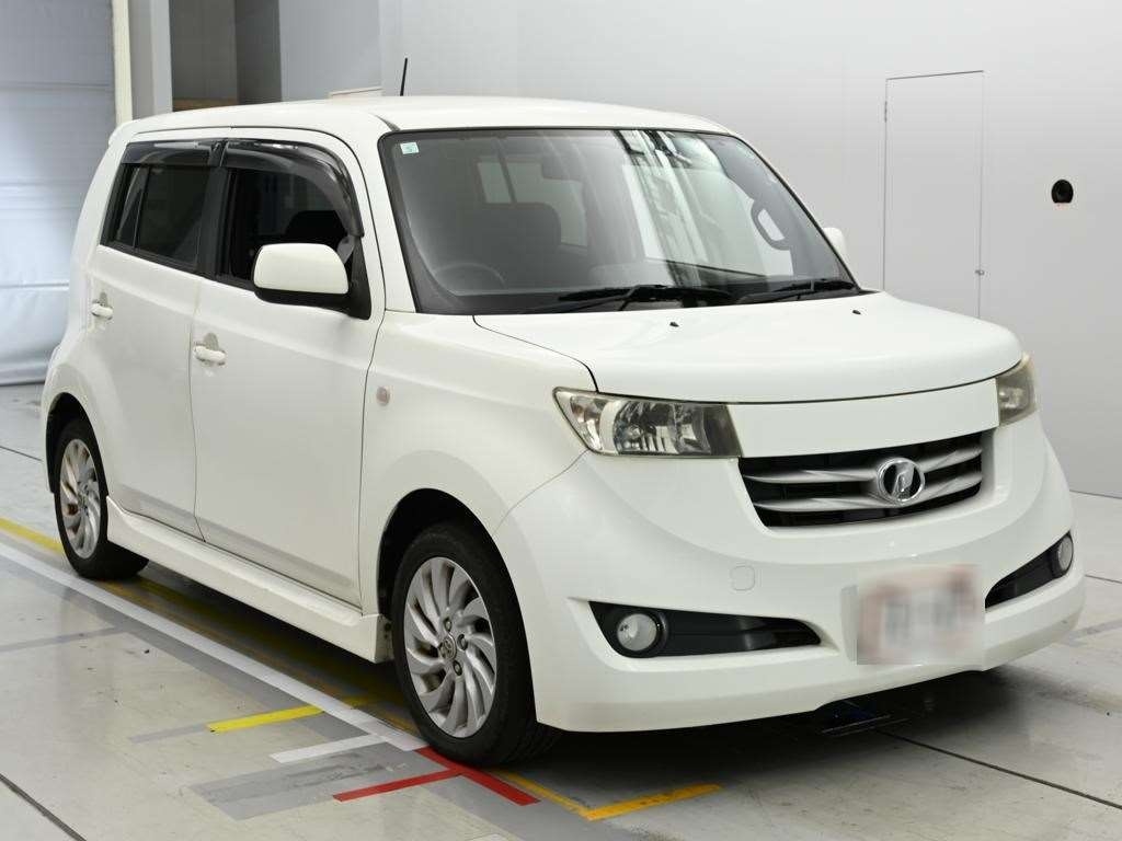 TOYOTA BB