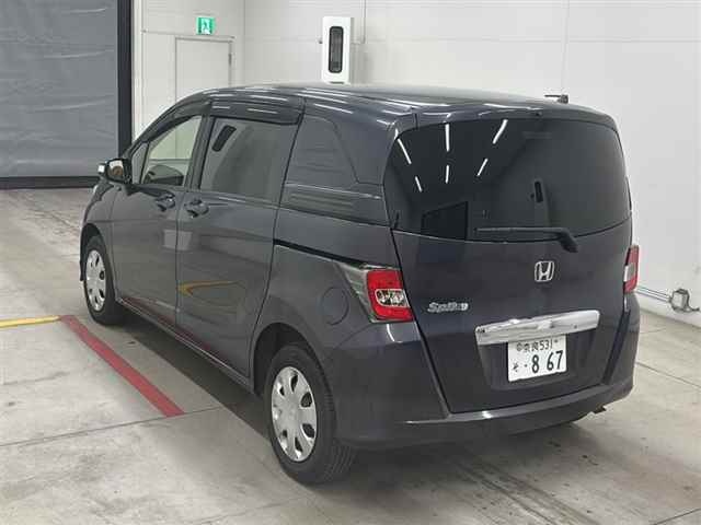 HONDA FREED SPIKE