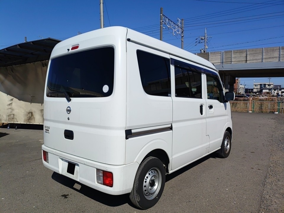 NISSAN NV100 CLIPPER