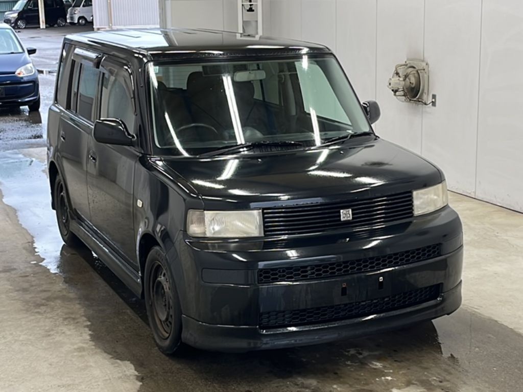 TOYOTA BB
