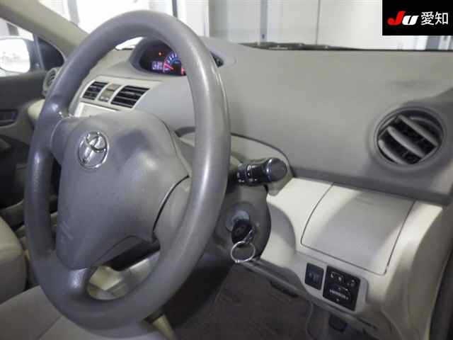 TOYOTA BELTA