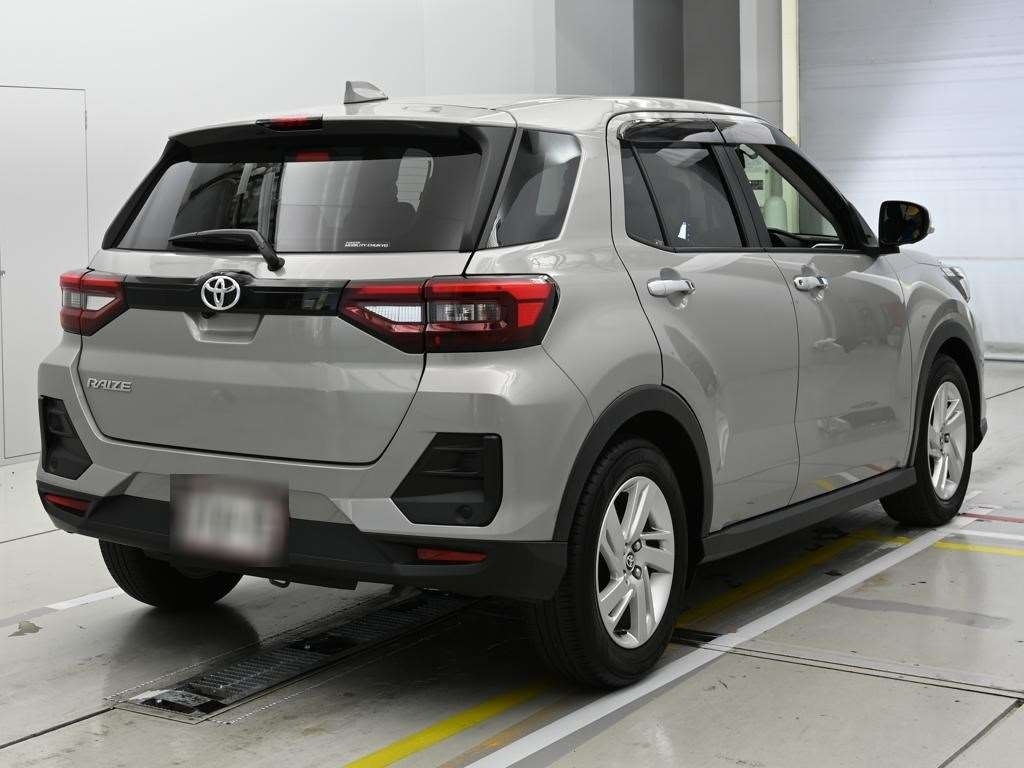 TOYOTA RAIZE