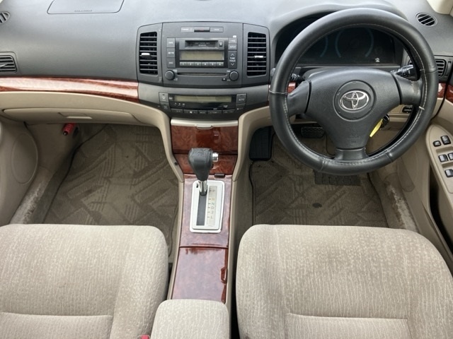 TOYOTA PREMIO