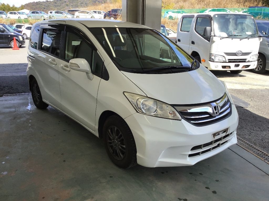 HONDA FREED