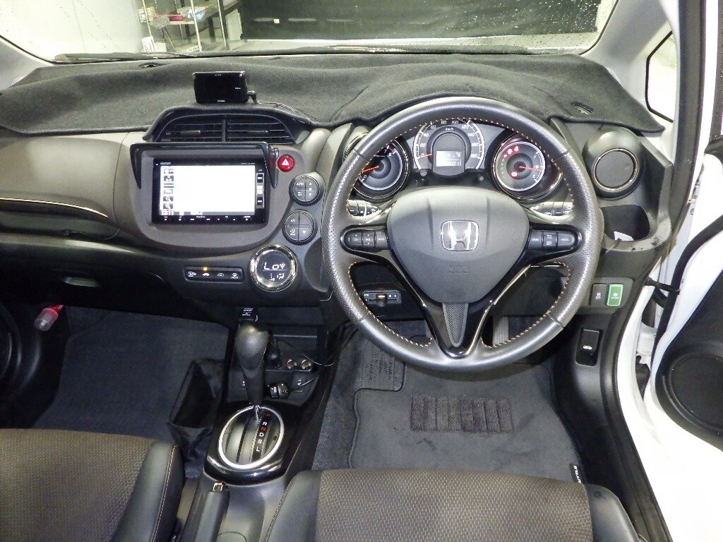 HONDA FIT SHUTTLE
